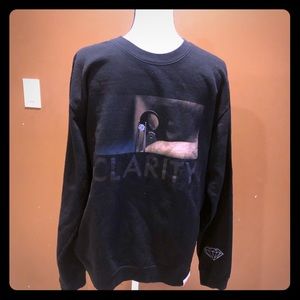 Sweat shirt DIAMOND great quality size large.